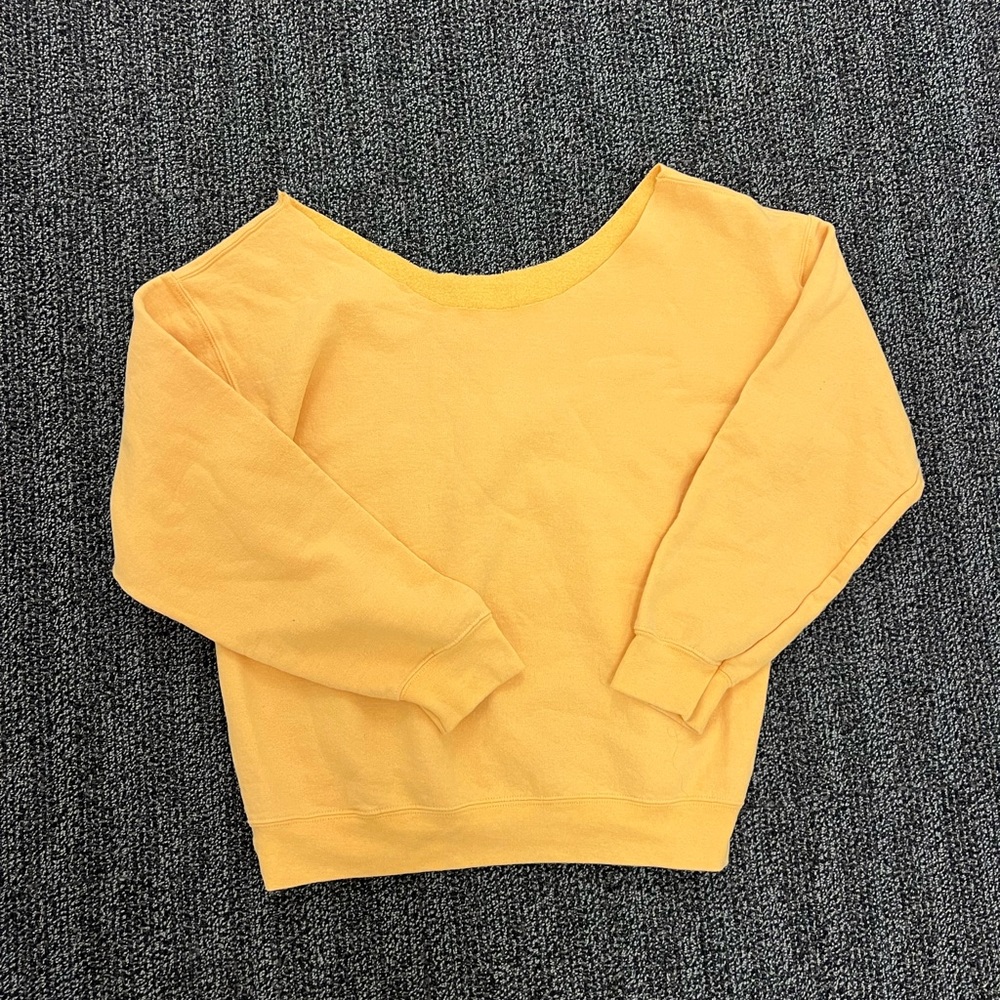 LG Cut off yellow cotton long sleeve sweater